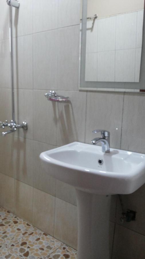 Rock Shadow Hotel Koboko Luaran gambar